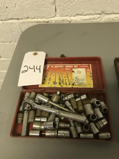 Ratchet Socket Set