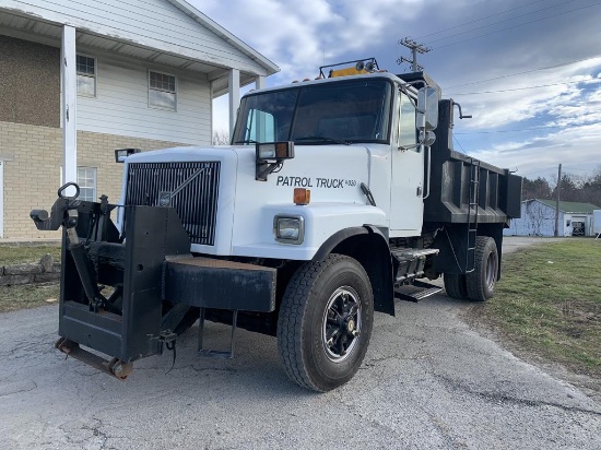 1997 Volvo Dump/Plow Truck