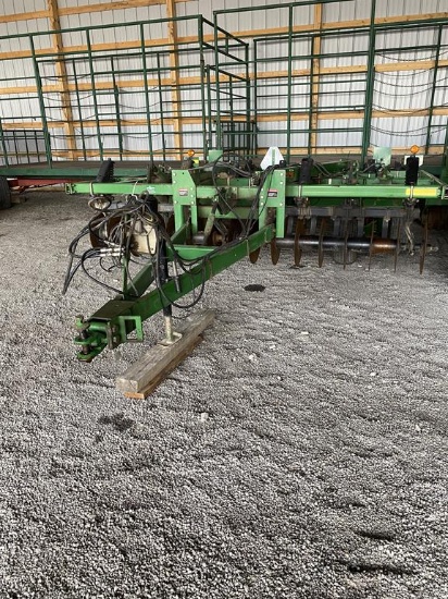 John Deere Chisel Plow (12ft)