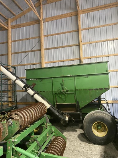 Fertilizer Cart with Auger