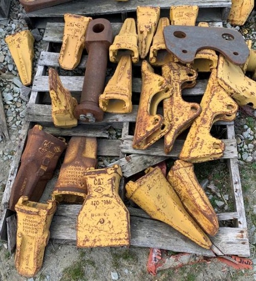 Skid of Miscellaneous CAT Parts