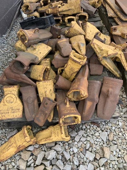 Skid of Miscellaneous CAT Parts