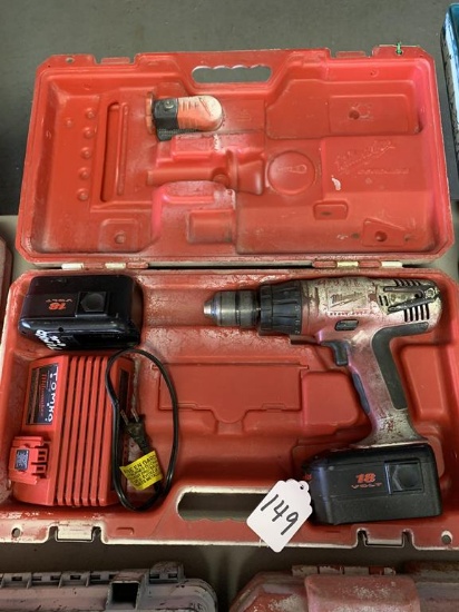 MILWAUKEE HAMMER DRILL