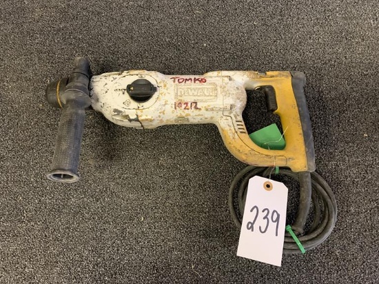 DEWALT HAMMER DRILL