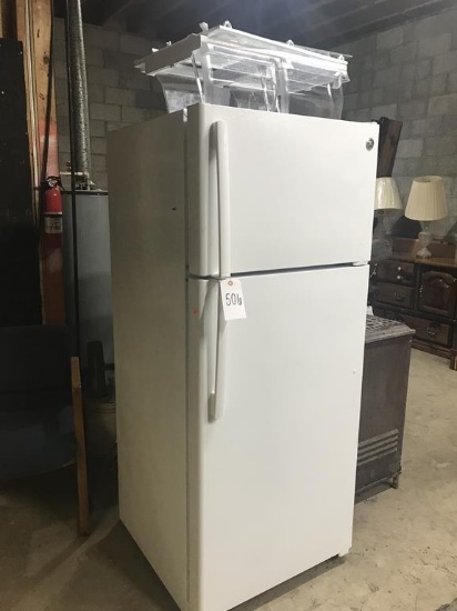 GE Refrigerator