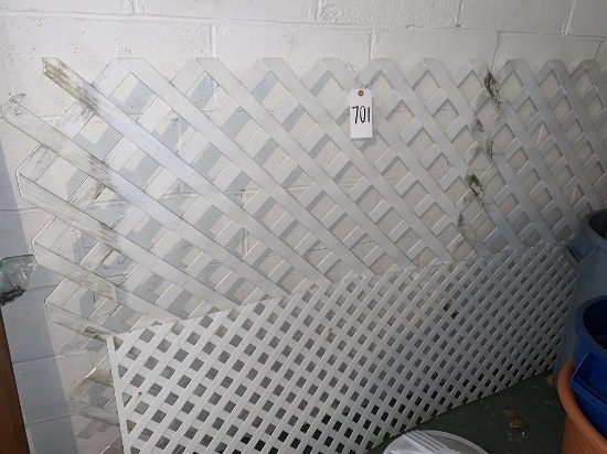2 Pieces of Lattice