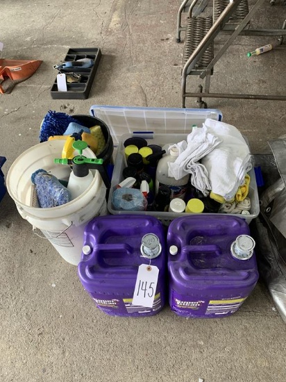 Super clean cleaner, sponges, sprayers, towels, car cleaner