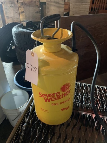 Metal spray tank