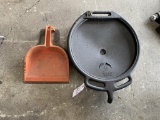 Oil pan and dust pan