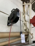 Retractable cord reel