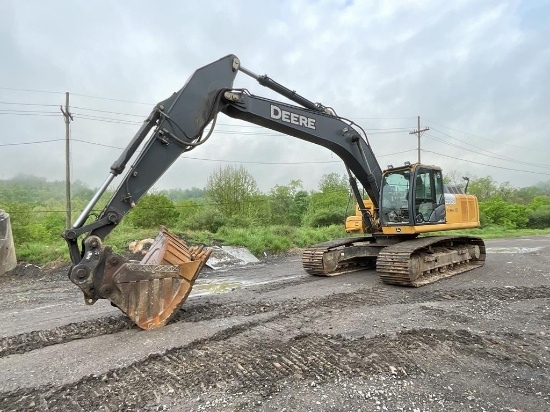 2012 John Deere 290G LC