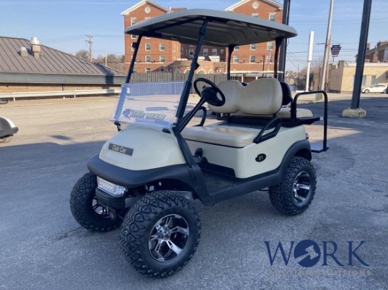 2011 Club Car President