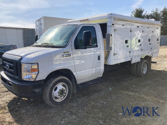 2019 Ford E-450