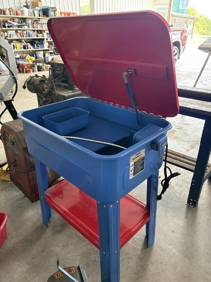 Central Machinery Parts Washer with Pump