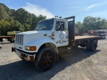 1995 International 4900 Flatbed Truck
