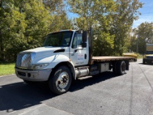 2006 International 4300 DT466 Flatbed Truck