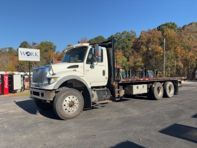 2006 International 7600 Flatbed Truck