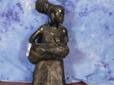 STONE CARVING AFRICAN WOMAN AND BABY