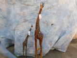 2 WOODEN GIRAFFES (2x$)