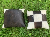 2 LARGE COWHIDE PILLOWS (2x$)