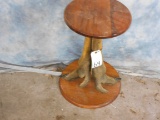 OSTRICH FOOT TABLE