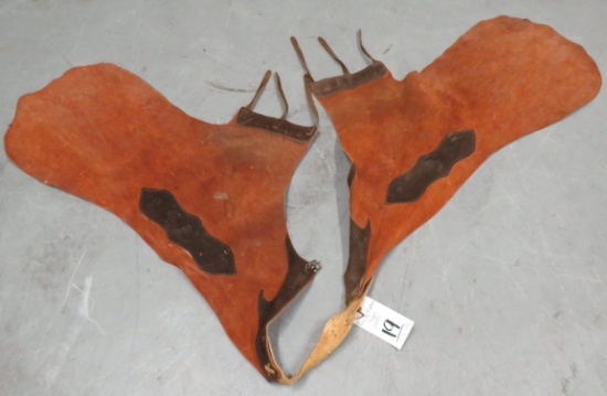 PAIR LEATHER CHAPS (1X$)