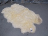 XL WHITE SHEEP HIDE  TAXIDERMY