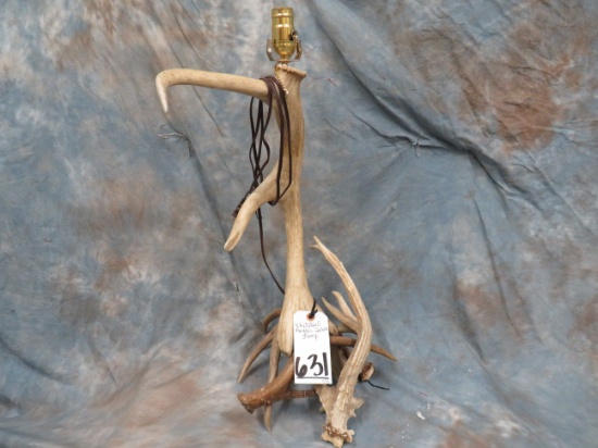 ANTLER TABLE LAMP W/T
