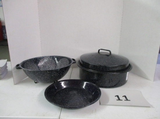 Blue and white speckled graniteware lot