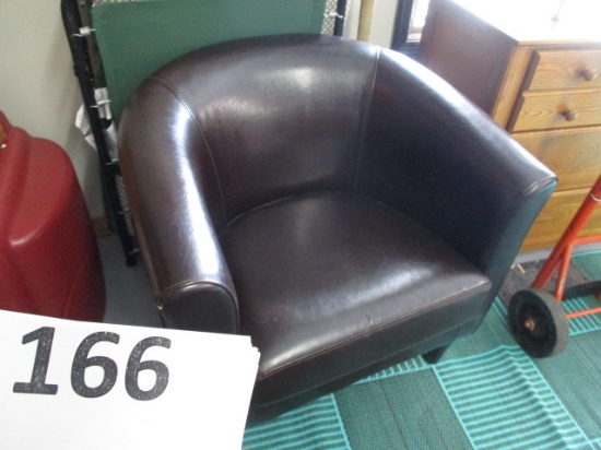 round back leather chair