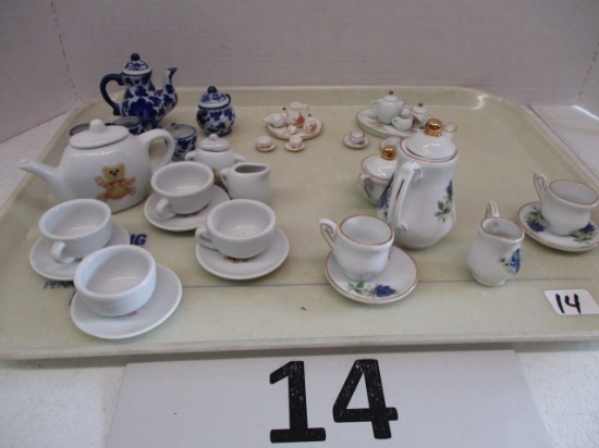 Lot of 5 miniature tea sets