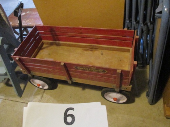 Town and Country wooden wagon