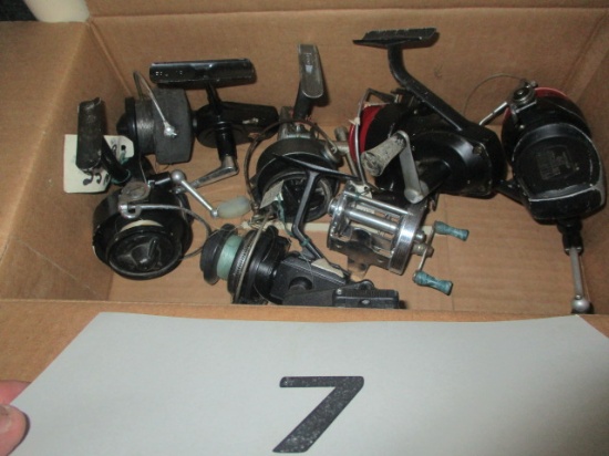 Lot of 7 vintage fishing reels