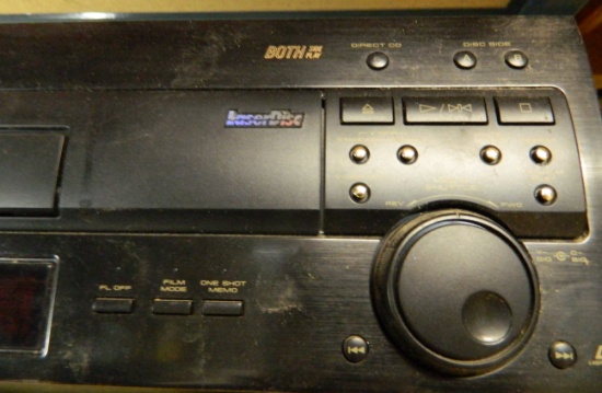 Pioneer CLD-D703 CD/ Laser Disc Player
