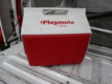 iGloo Playmate Cooler