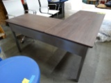 Corner Desk, metal legs and wood appearance top
