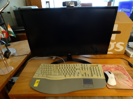 LG Monitor and Keyboard