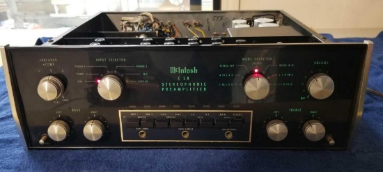 McIntosh C 28 Sterophonic Pre-Amplifier