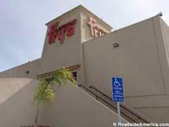 Fry's Electronics Store Remains