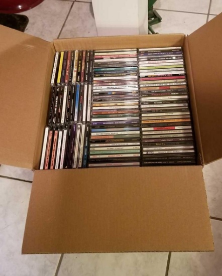 100 plus Music CDs