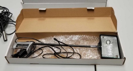 3 Display Lights