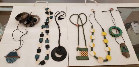 MIXED LOT JEWERLY
