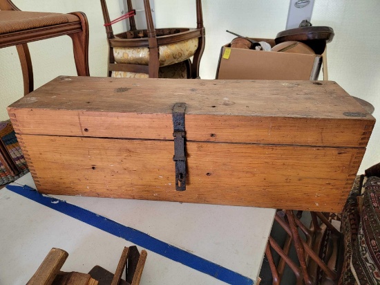 VINTAGE PLANERS TOOL BOX
