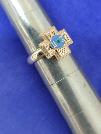 SMALL GOLD RING