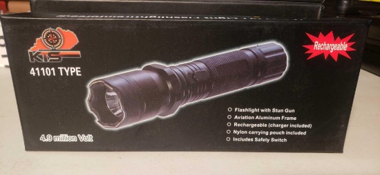 KTS 41101 Flashlight and Stun Gun