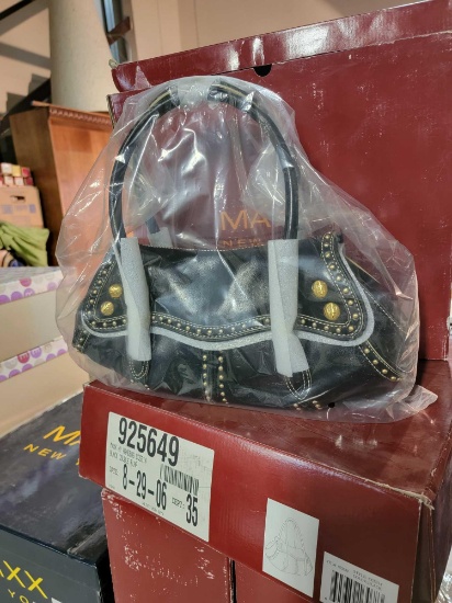 MAXX OF NEW YORK PURSE