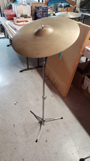 AVEDIS ZILDJIAN CO. GENUINE CYMBAL AND STAND