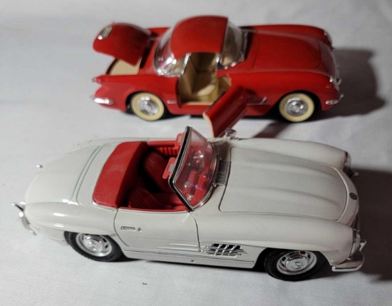 2 METAL MODEL CARS