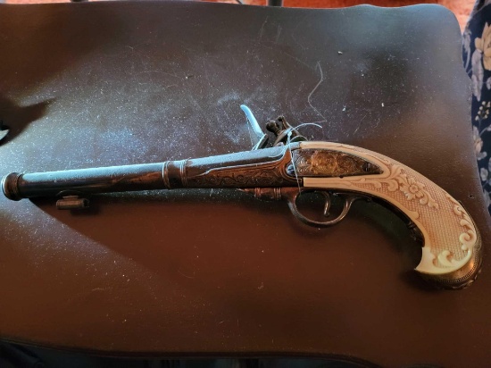 FRENCH FLINTLOCK PISTOL