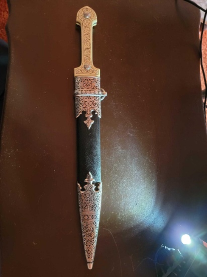 SOVIET RUSSIAN COSSACK COMBAT PUSH DAGGER AND SCABBARD
